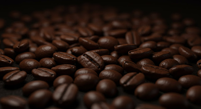 light-vs-dark-roast-coffee-beans-1