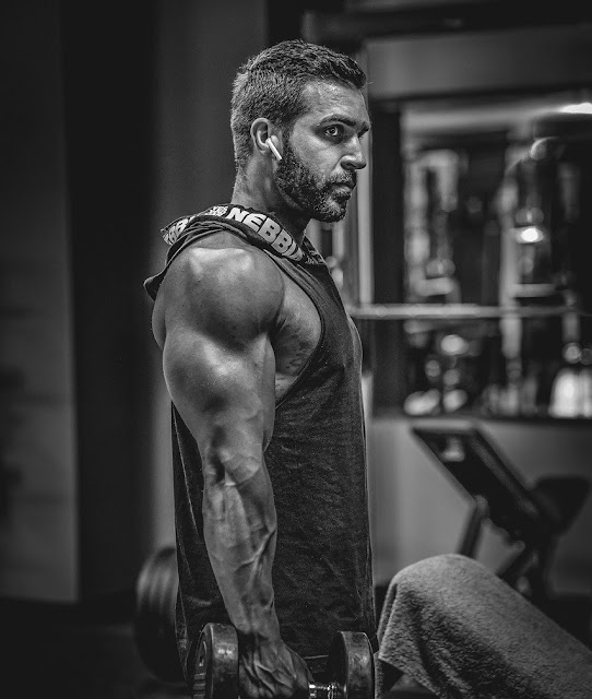 man-7847245 1280-1