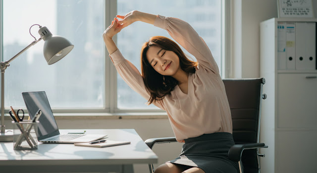 office-worker-stretching-desk-posture-relief-1