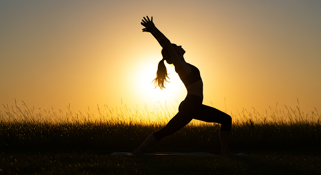 sunset-woman-lunges-pelvic-health-1